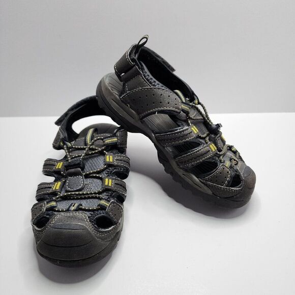 Boys Reinforced Toe Fisherman's Sandal | Size 1 | Adjustable Straps, Gray, Water - Picture 1 of 6